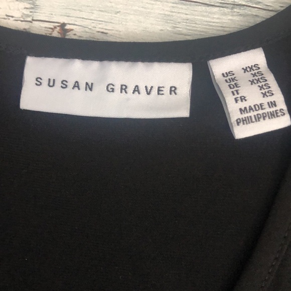Susan Graver Cold Shoulder Black Top Sz: XXS - Picture 4 of 8